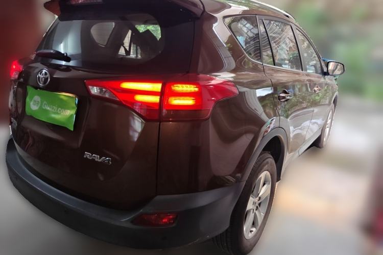 Used Toyota RAV4 2013 2.0L CVT Two-Wheel Drive Urban Edition Rear Right 45 Deg