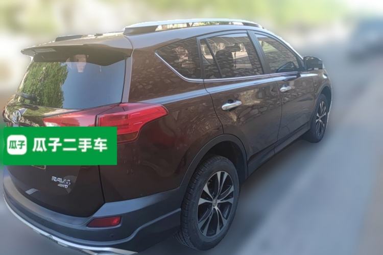 Used Toyota RAV4 2013 2.5L Automatic 4x4 Luxury Edition Rear Right 45 Deg