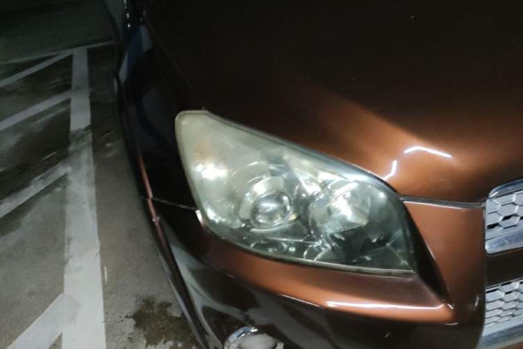 Used Toyota RAV4 2013 Special Edition 2.0L Automatic Classic Right Front Headlight