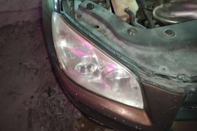 Used Toyota RAV4 2013 Special Edition 2.0L Automatic Classic Right Front Headlight