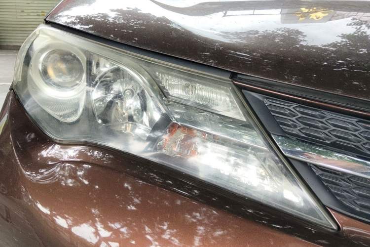 Used Toyota RAV4 2013 2.0L CVT Four-Wheel Drive New Edition Right Front Headlight