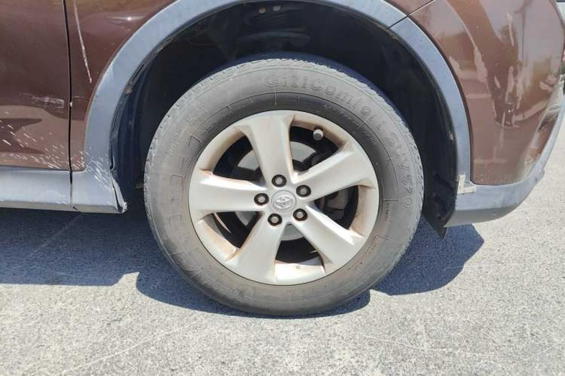 Used Toyota RAV4 2013 2.0L CVT Four-Wheel Drive New Edition Right Front Wheel Hub