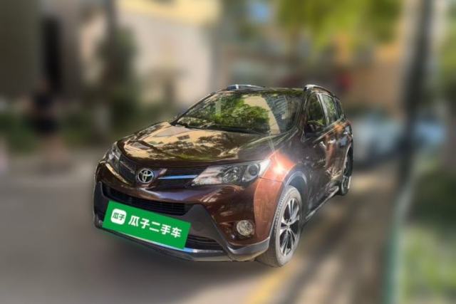 Toyota RAV4 2013 2.5L Automatic 4x4 Luxury Edition с пробегом