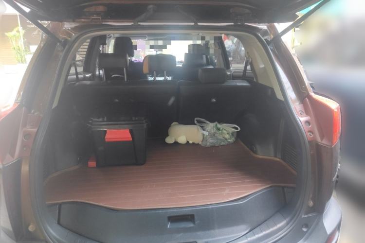 Used Toyota RAV4 2013 2.5L Automatic 4x4 Luxury Edition Trunk