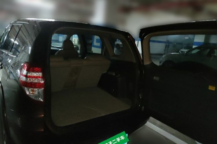 Used Toyota RAV4 2013 Special Edition 2.0L Automatic Classic Trunk