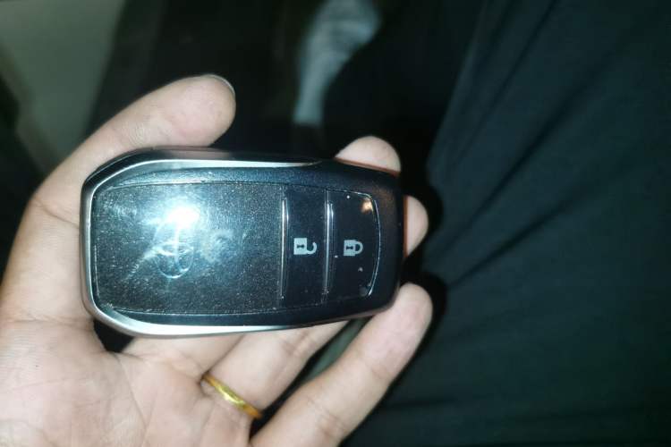Used Toyota RAV4 2013 2.0L CVT Four-Wheel Drive New Edition Vehicle Key
