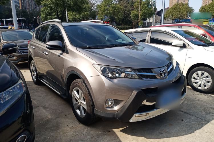 Used Toyota RAV4 2013 2.0L CVT Four-Wheel Drive New Edition Exterior 2