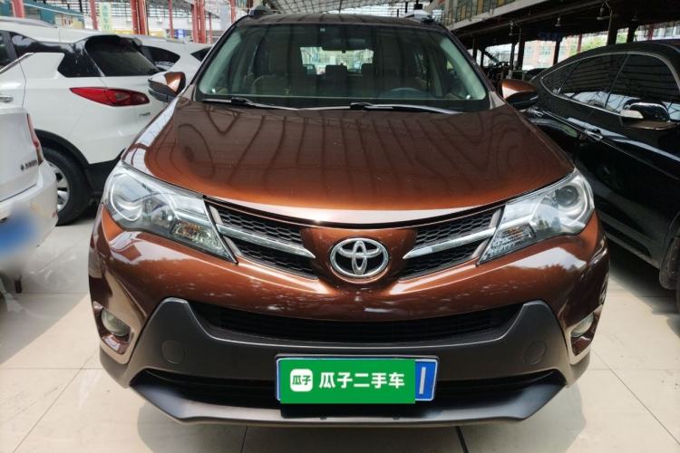 Used Toyota RAV4 2013 2.0L CVT Two-Wheel Drive Urban Edition Front