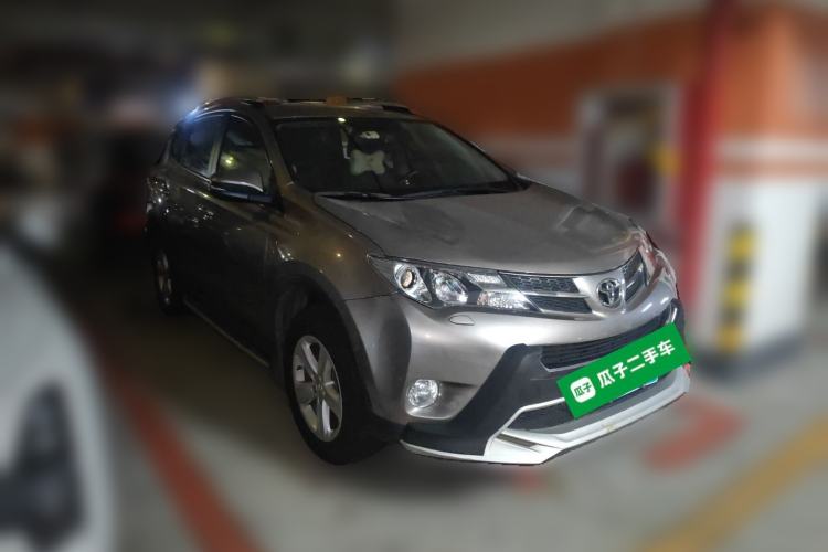 Used Toyota RAV4 2013 2.5L Automatic 4x4 Elite Edition Front Right 45 Deg
