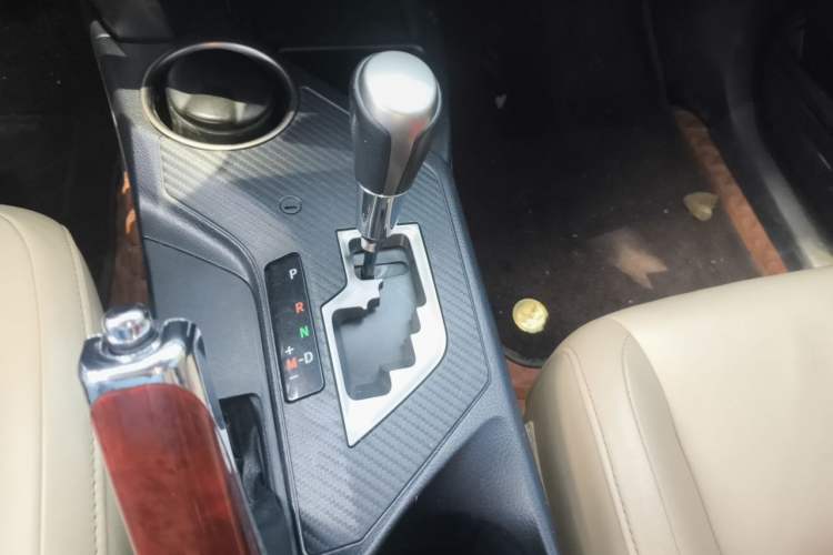 Used Toyota RAV4 2013 2.0L CVT Four-Wheel Drive New Edition Gear Lever