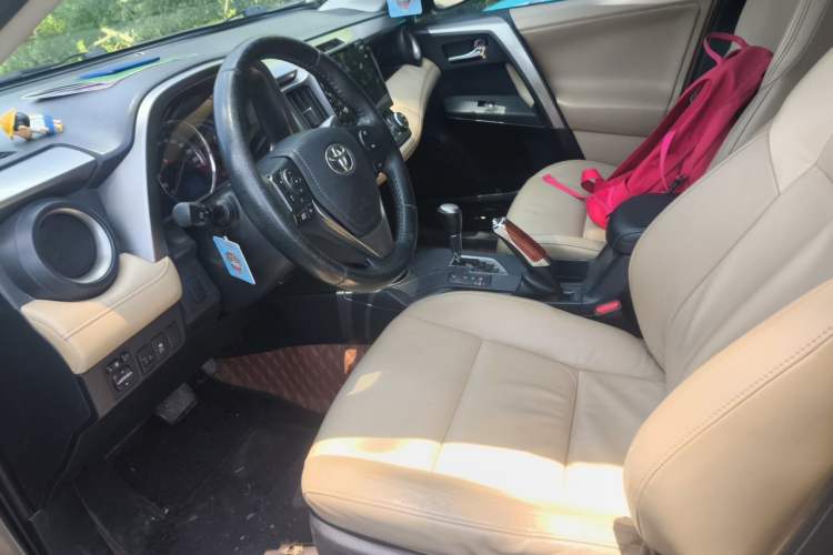 Used Toyota RAV4 2013 2.0L CVT Four-Wheel Drive New Edition Left Front Seat