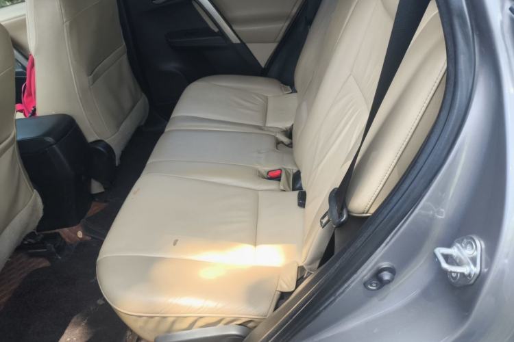 Used Toyota RAV4 2013 2.0L CVT Four-Wheel Drive New Edition Left Rear Seat