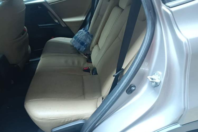 Used Toyota RAV4 2013 2.0L CVT Two-Wheel Drive Urban Edition Left Rear Seat