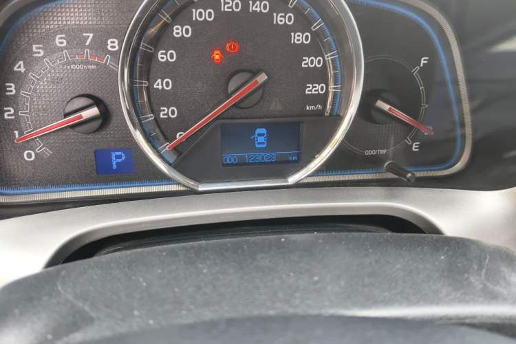 Used Toyota RAV4 2013 2.5L Automatic 4x4 Luxury Edition Odometer Close Up
