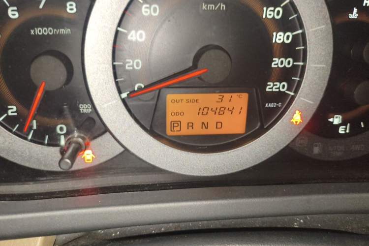 Used Toyota RAV4 2013 Special Edition 2.0L Automatic Classic Odometer Close Up