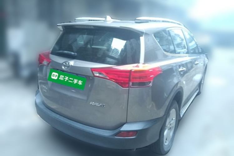 Used Toyota RAV4 2013 2.0L CVT Two-Wheel Drive Urban Edition Rear Right 45 Deg