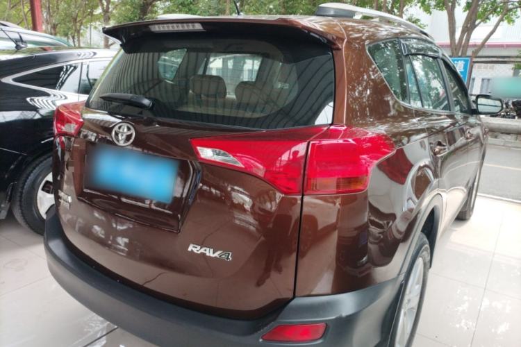 Used Toyota RAV4 2013 2.0L CVT Two-Wheel Drive Urban Edition Rear Right 45 Deg