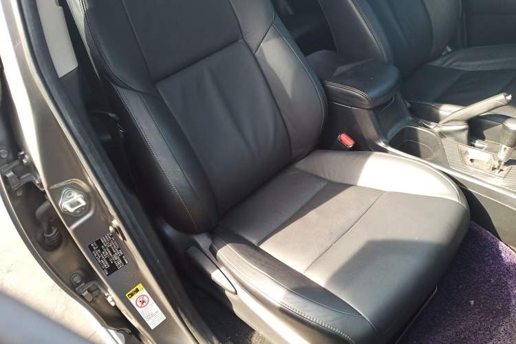 Used Toyota RAV4 2013 2.0L CVT Four-Wheel Drive New Edition Right Front Seat