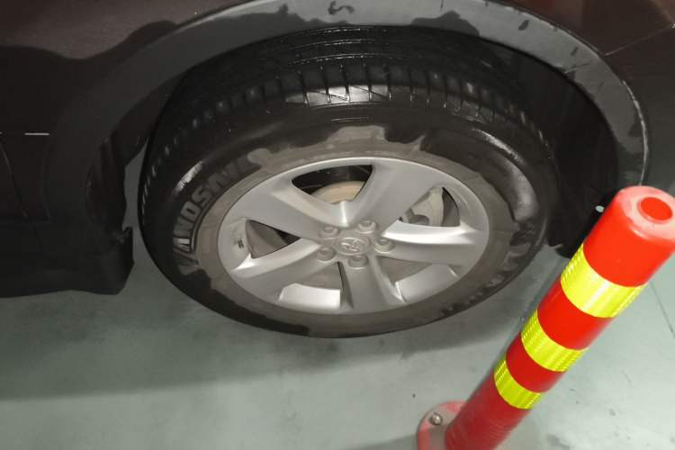 Used Toyota RAV4 2013 2.0L CVT Four-Wheel Drive New Edition Right Front Wheel Hub