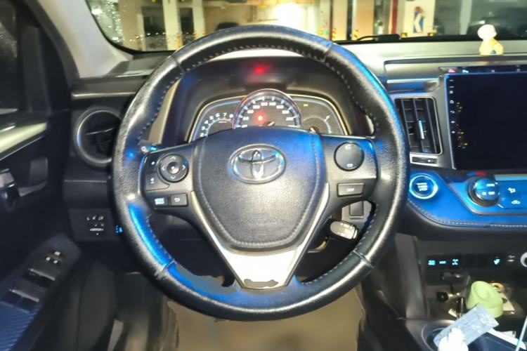 Used Toyota RAV4 2013 2.0L CVT Four-Wheel Drive New Edition Steering Wheel
