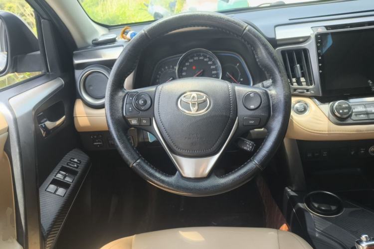 Used Toyota RAV4 2013 2.0L CVT Four-Wheel Drive New Edition Steering Wheel