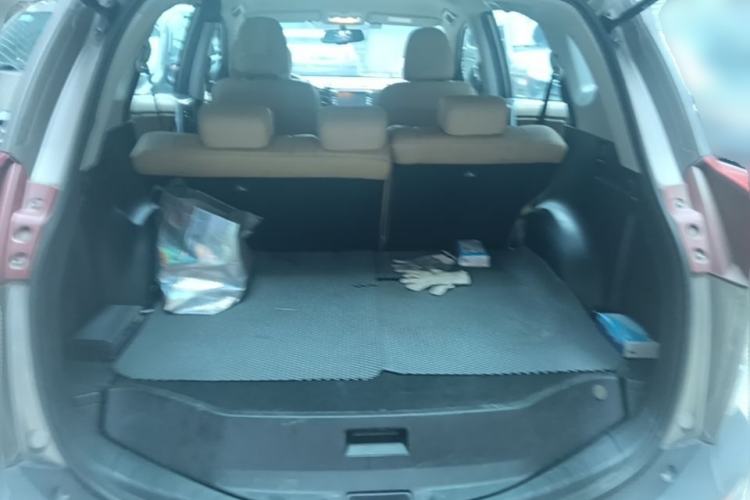 Used Toyota RAV4 2013 2.0L CVT Two-Wheel Drive Urban Edition Trunk