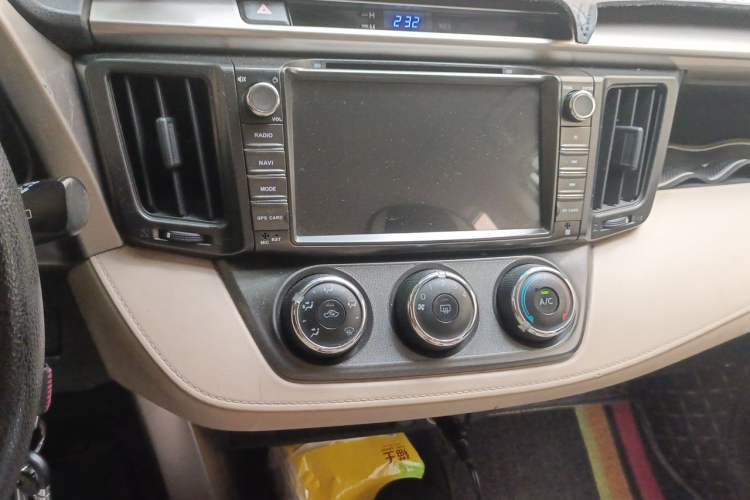 Used Toyota RAV4 2013 2.0L Manual Two-Wheel Drive Urban Edition Audio And AC Panel