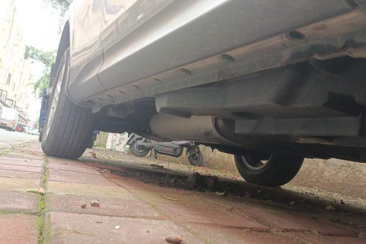Used Toyota RAV4 2013 2.0L Manual Two-Wheel Drive Urban Edition Chassis Front Right