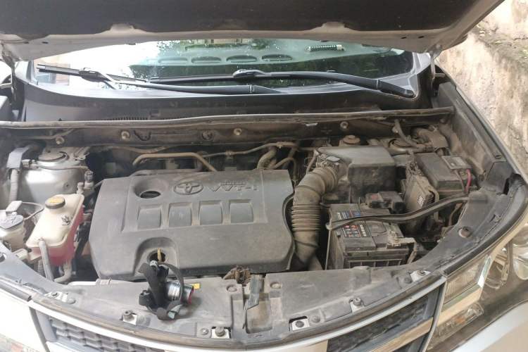 Used Toyota RAV4 2013 2.0L Manual Two-Wheel Drive Urban Edition Engine Bay