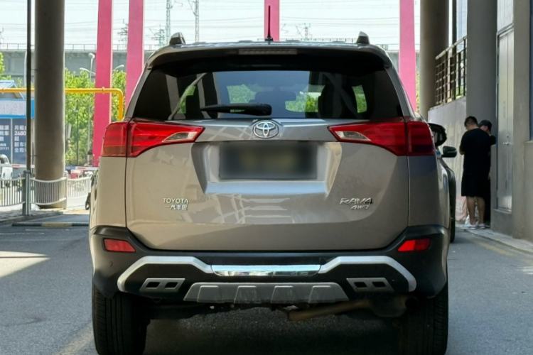 Used Toyota RAV4 2013 2.0L CVT Four-Wheel Drive New Edition Exterior 3