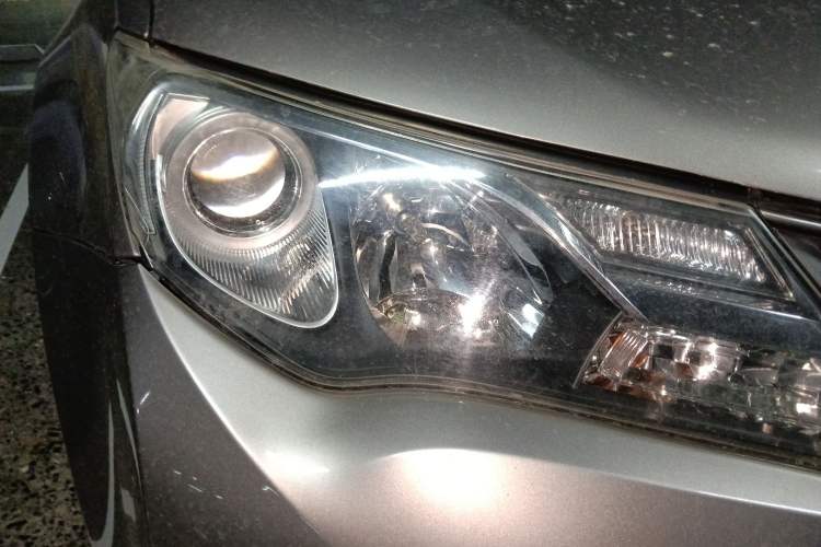 Used Toyota RAV4 2013 2.0L CVT Four-Wheel Drive New Edition Exterior 6