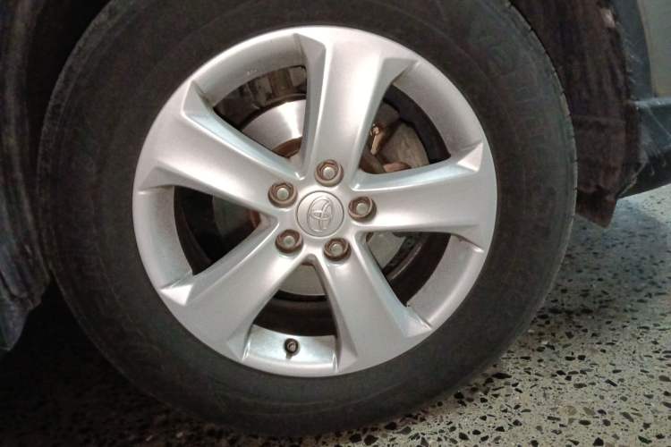 Used Toyota RAV4 2013 2.0L CVT Four-Wheel Drive New Edition Exterior 7