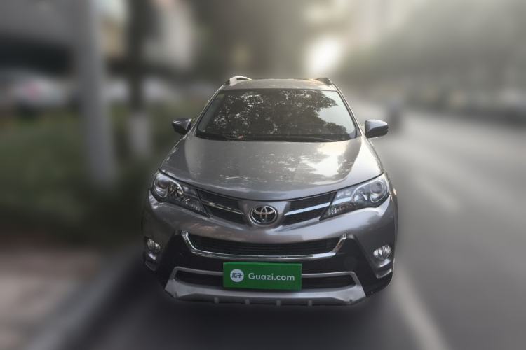Used Toyota RAV4 2013 2.0L CVT Two-Wheel Drive Urban Edition Front