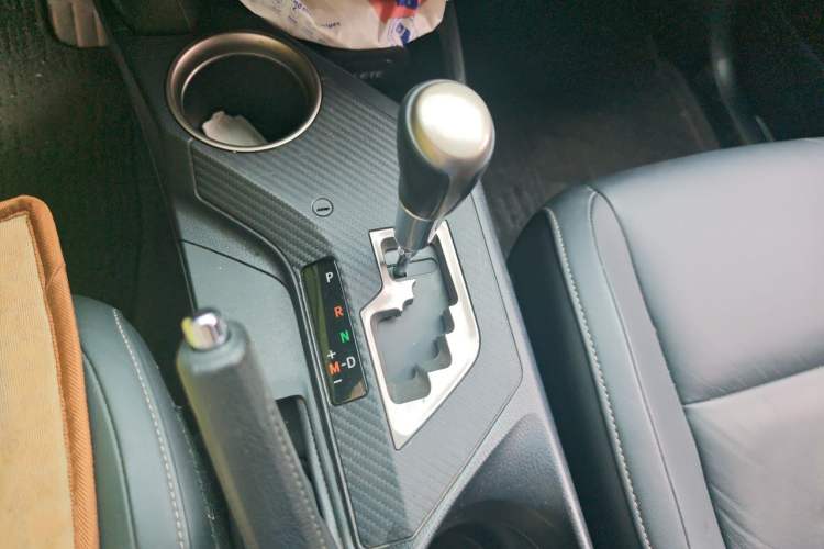 Used Toyota RAV4 2013 2.0L CVT Four-Wheel Drive New Edition Gear Lever