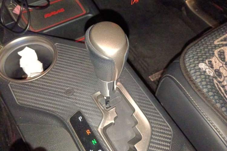 Used Toyota RAV4 2013 2.0L CVT Four-Wheel Drive New Edition Gear Lever
