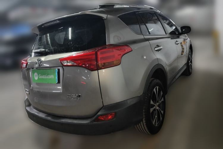 Used Toyota RAV4 2013 2.5L Automatic 4x4 Luxury Edition Rear Right 45 Deg