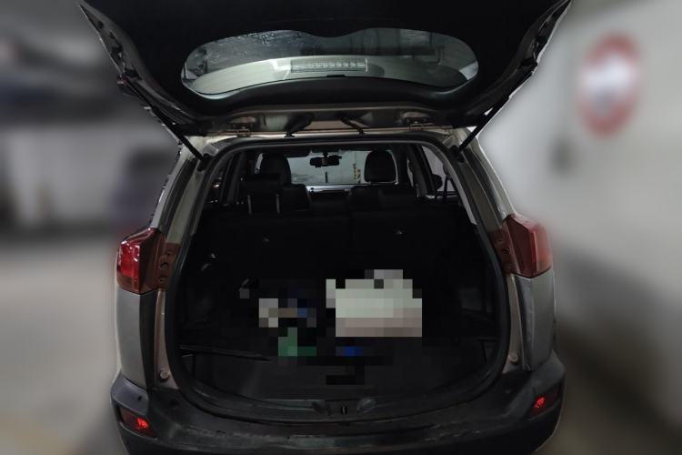 Used Toyota RAV4 2013 2.5L Automatic 4x4 Luxury Edition Trunk
