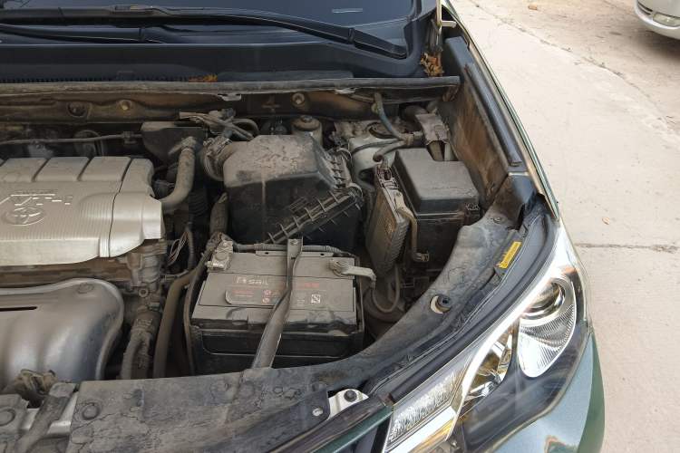 Used Toyota RAV4 2013 2.5L Automatic 4x4 Luxury Edition Engine Bay Left