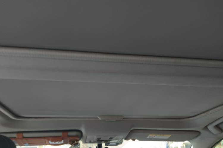 Used Toyota RAV4 2013 2.5L Automatic 4x4 Luxury Edition Headliner