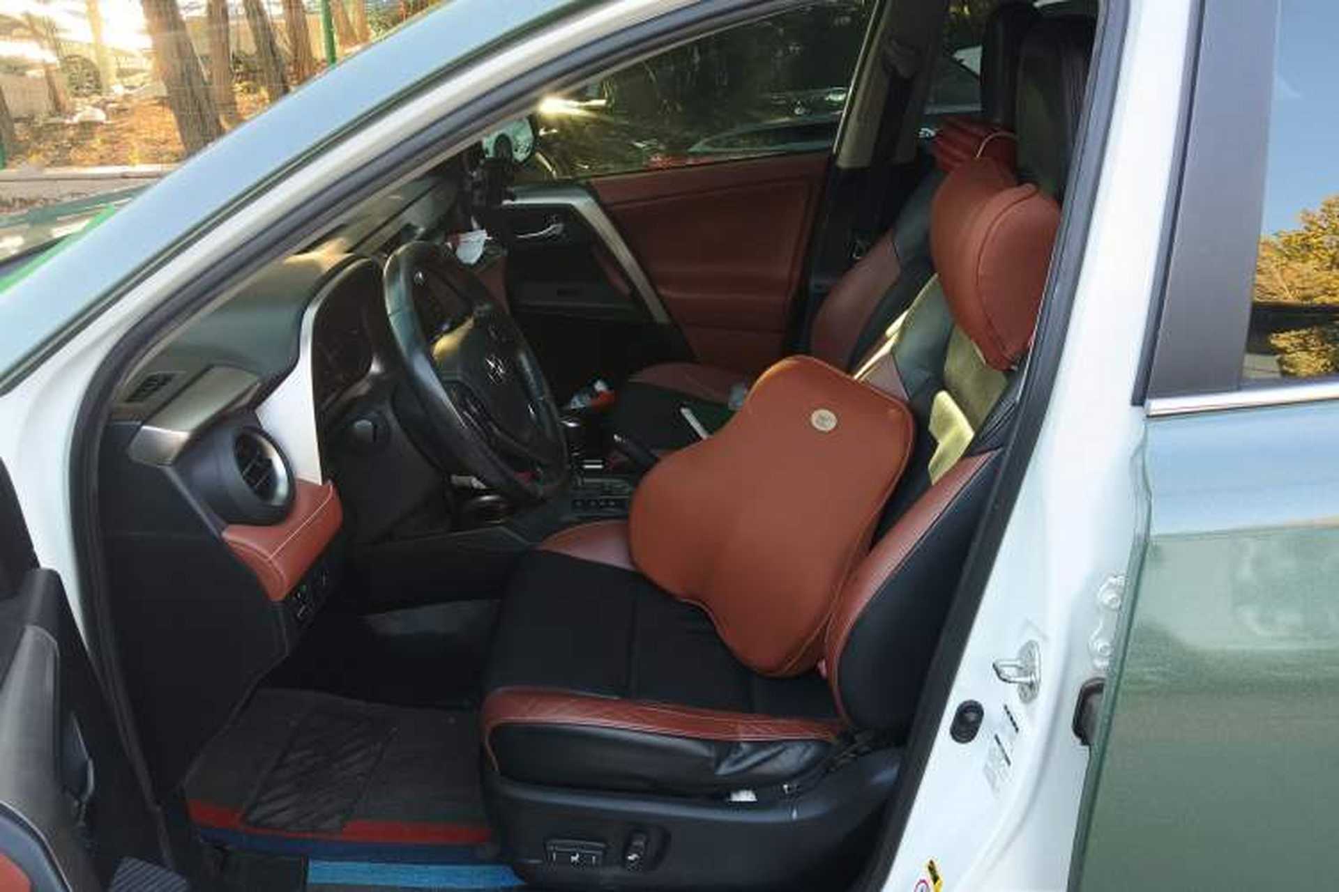 Used Toyota RAV4 2013 2.5L Automatic 4x4 Luxury Edition Left Front Seat