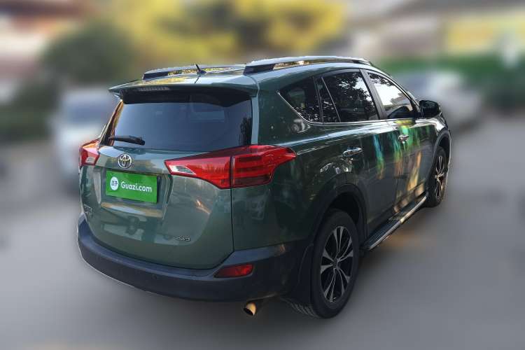 Used Toyota RAV4 2013 2.5L Automatic 4x4 Luxury Edition Rear Right 45 Deg