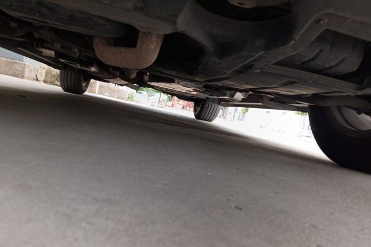 Used Toyota RAV4 2013 2.5L Automatic 4x4 Elite Edition Chassis Front