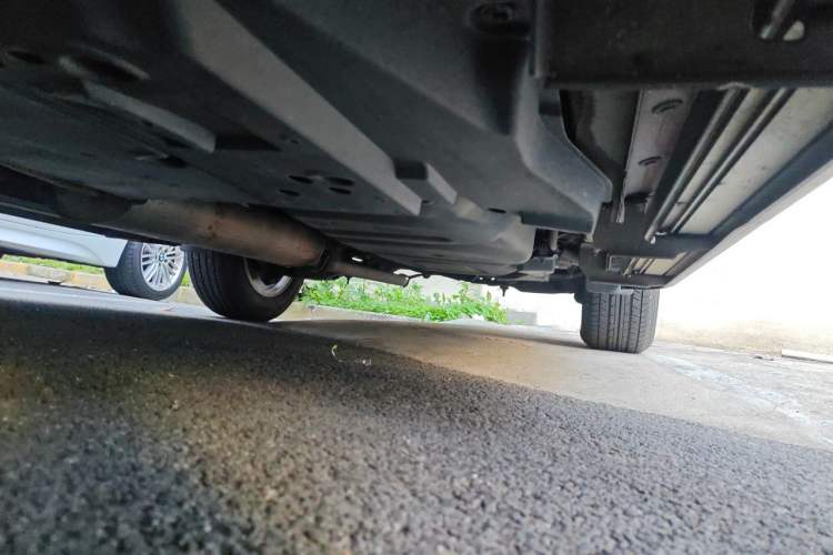 Used Toyota RAV4 2013 2.0L CVT Two-Wheel Drive Urban Edition Chassis Front Left