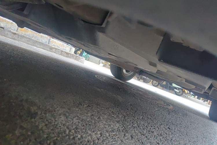 Used Toyota RAV4 2013 2.5L Automatic 4x4 Prestige Edition Chassis Front Left