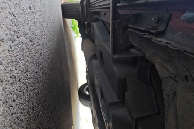 Used Toyota RAV4 2013 2.0L CVT Two-Wheel Drive Urban Edition Chassis Front Right