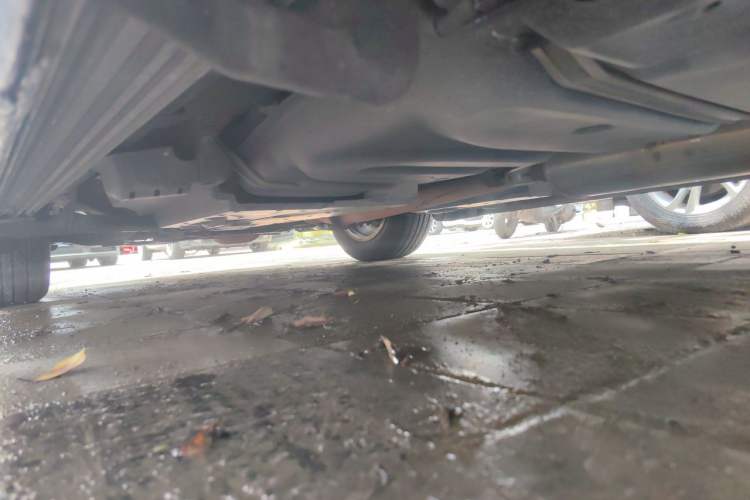 Used Toyota RAV4 2013 2.5L Automatic 4x4 Elite Edition Chassis Rear Left