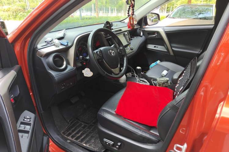 Used Toyota RAV4 2013 2.0L CVT Four-Wheel Drive New Edition Driver Seat