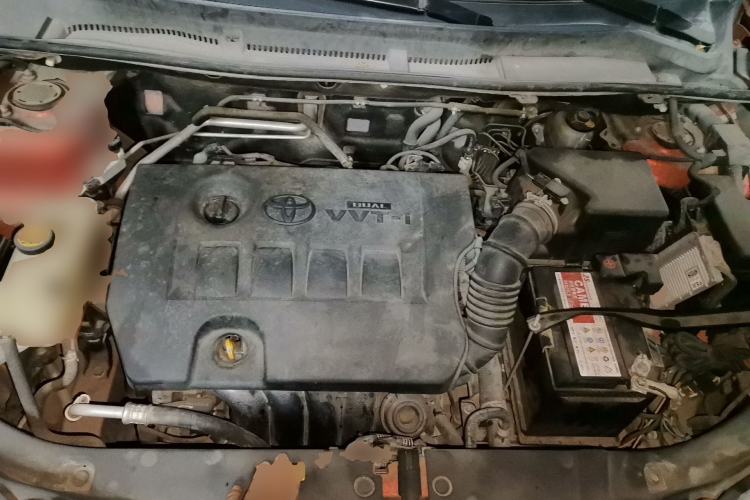 Used Toyota RAV4 2013 2.0L CVT Four-Wheel Drive New Edition Engine Bay