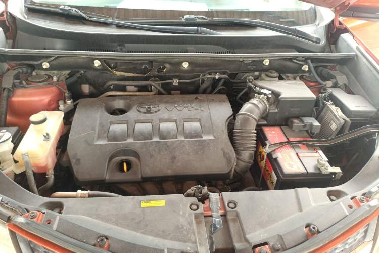 Used Toyota RAV4 2013 2.0L CVT Two-Wheel Drive Urban Edition Engine Bay