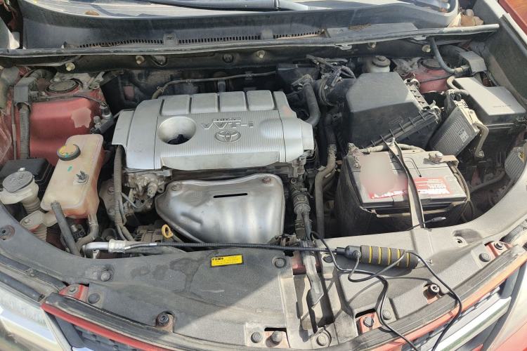Used Toyota RAV4 2013 2.5L Automatic 4x4 Elite Edition Engine Bay